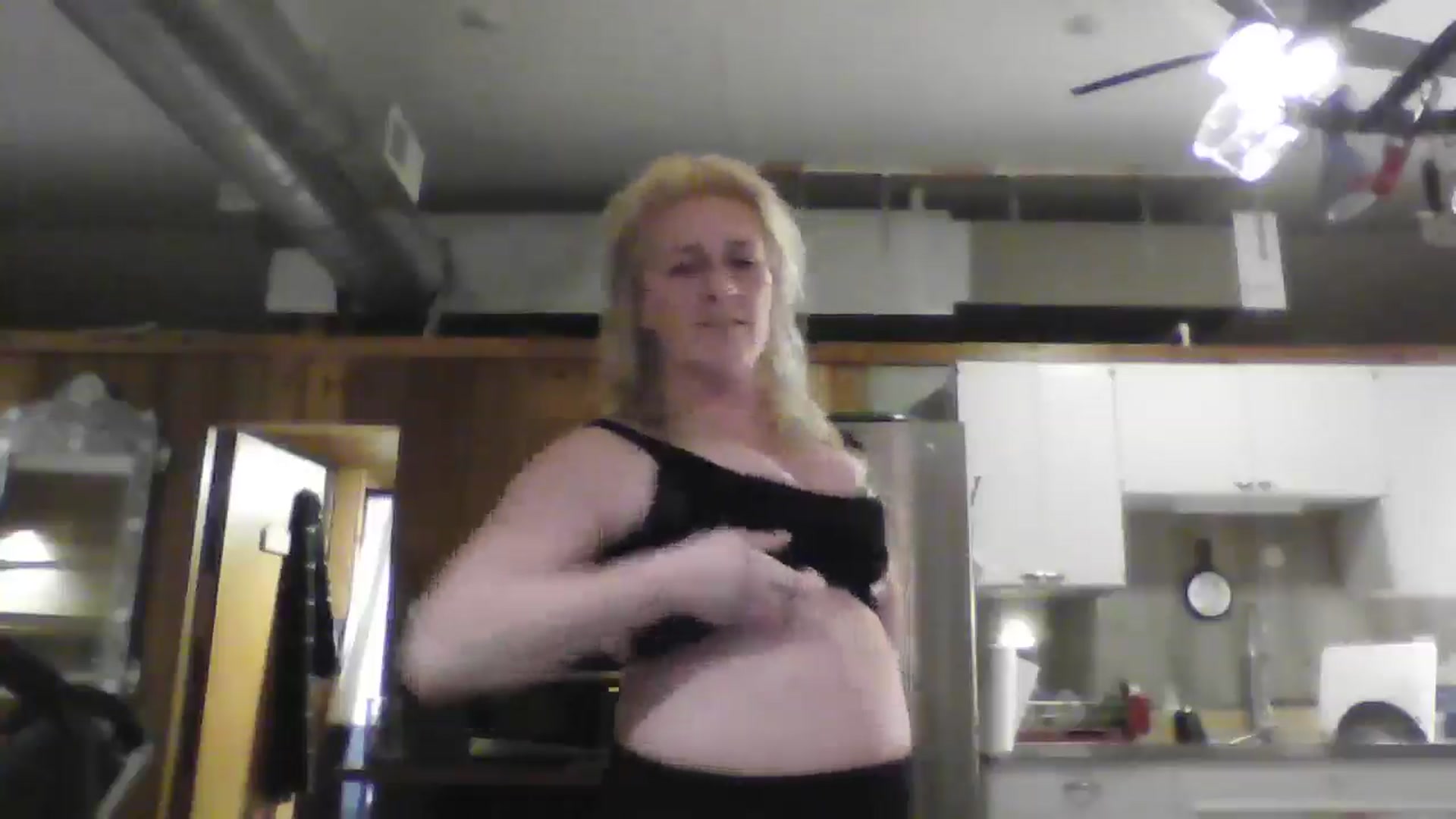 Gallery image thumbnail from Mathlete69's myfreecams stream on, 01/08/2026, 10:40 image 4 of 20