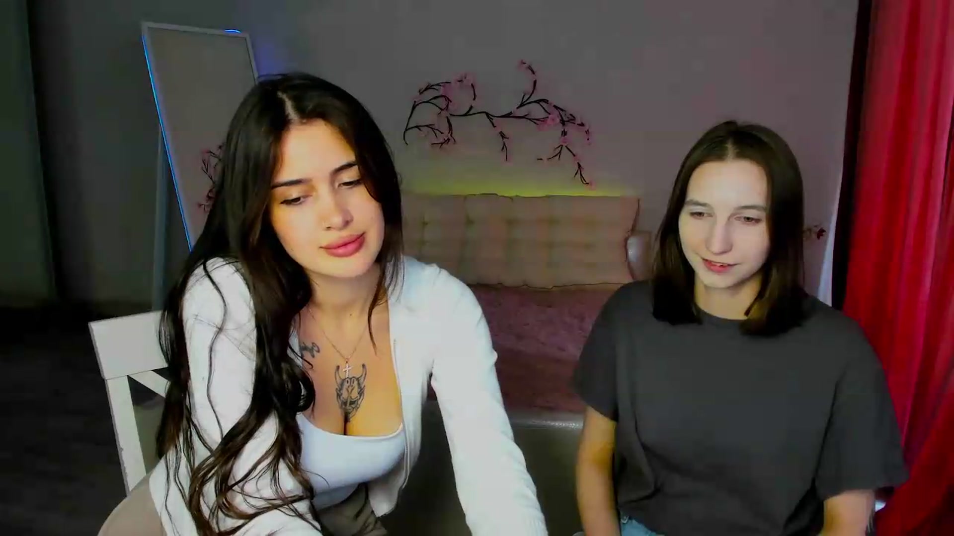 Gallery image thumbnail from Mavienne_Ly's myfreecams stream on, 06/01/2026, 09:38 image 20 of 20