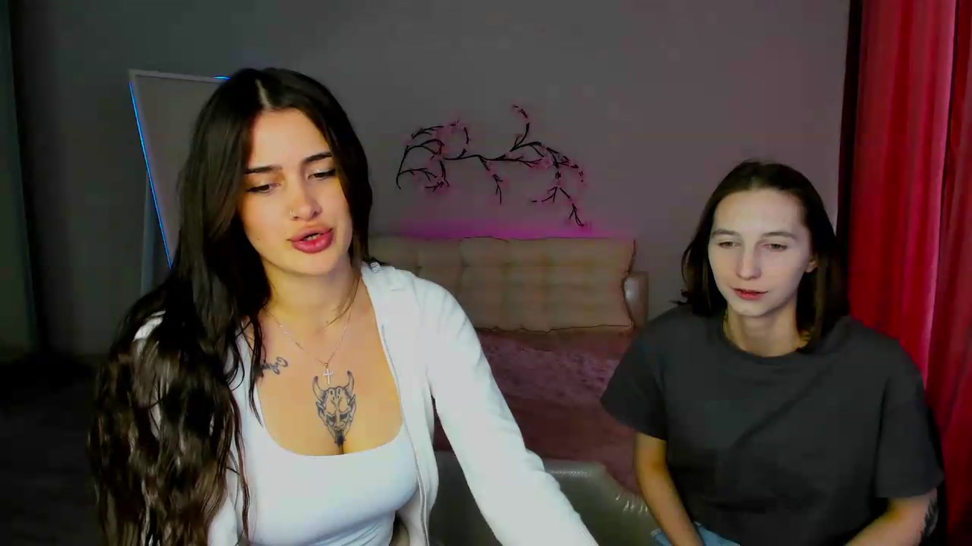 Gallery image thumbnail from Mavienne_Ly's myfreecams stream on, 06/01/2026, 09:38 image 6 of 20
