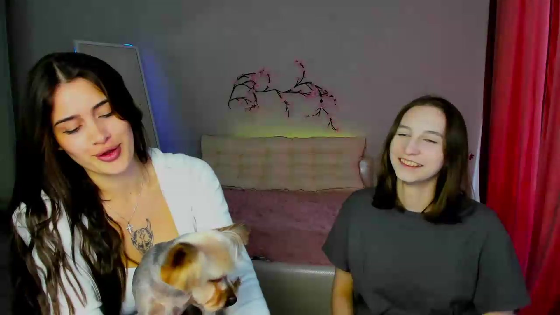 Gallery image thumbnail from Mavienne_Ly's myfreecams stream on, 06/01/2026, 09:38 image 15 of 20