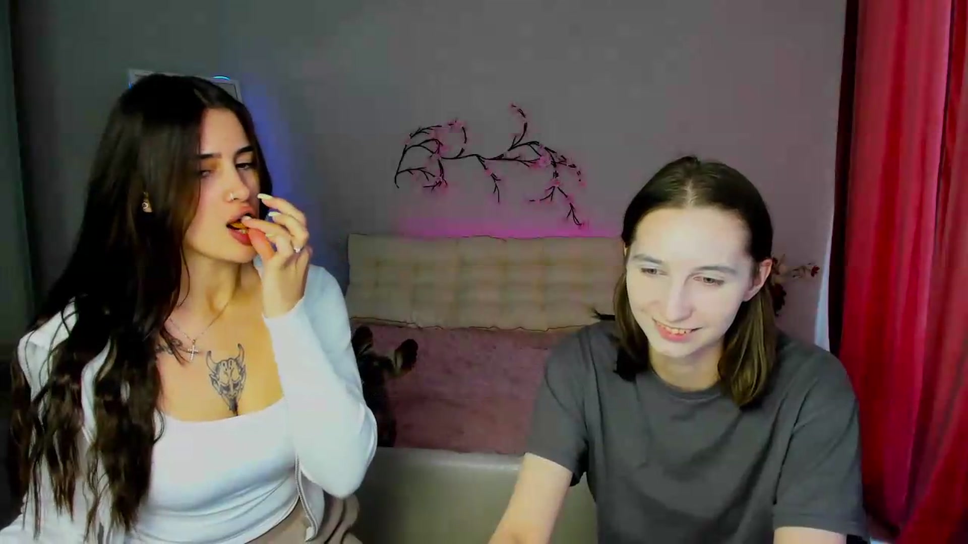 Gallery image thumbnail from Mavienne_Ly's myfreecams stream on, 06/01/2026, 09:38 image 7 of 20