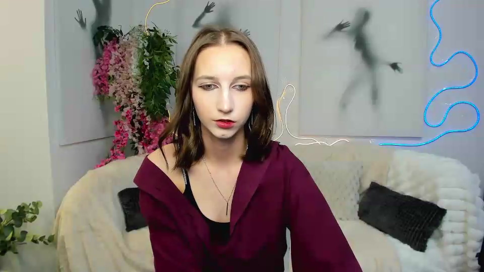 Gallery image thumbnail from Mavienne_Ly's myfreecams stream on, 06/09/2026, 07:44 image 7 of 20