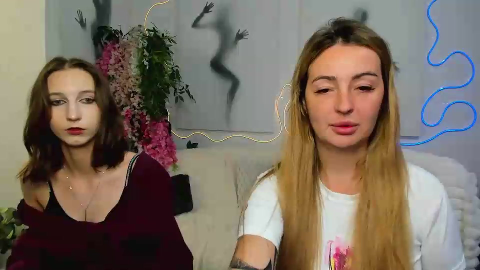 Gallery image thumbnail from Mavienne_Ly's myfreecams stream on, 06/09/2026, 11:00 image 3 of 20