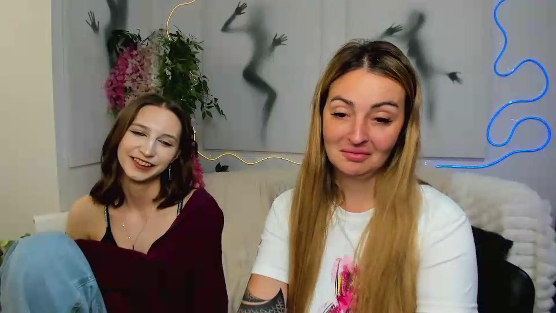 Gallery image thumbnail from Mavienne_Ly's myfreecams stream on, 06/09/2026, 11:00 image 13 of 20