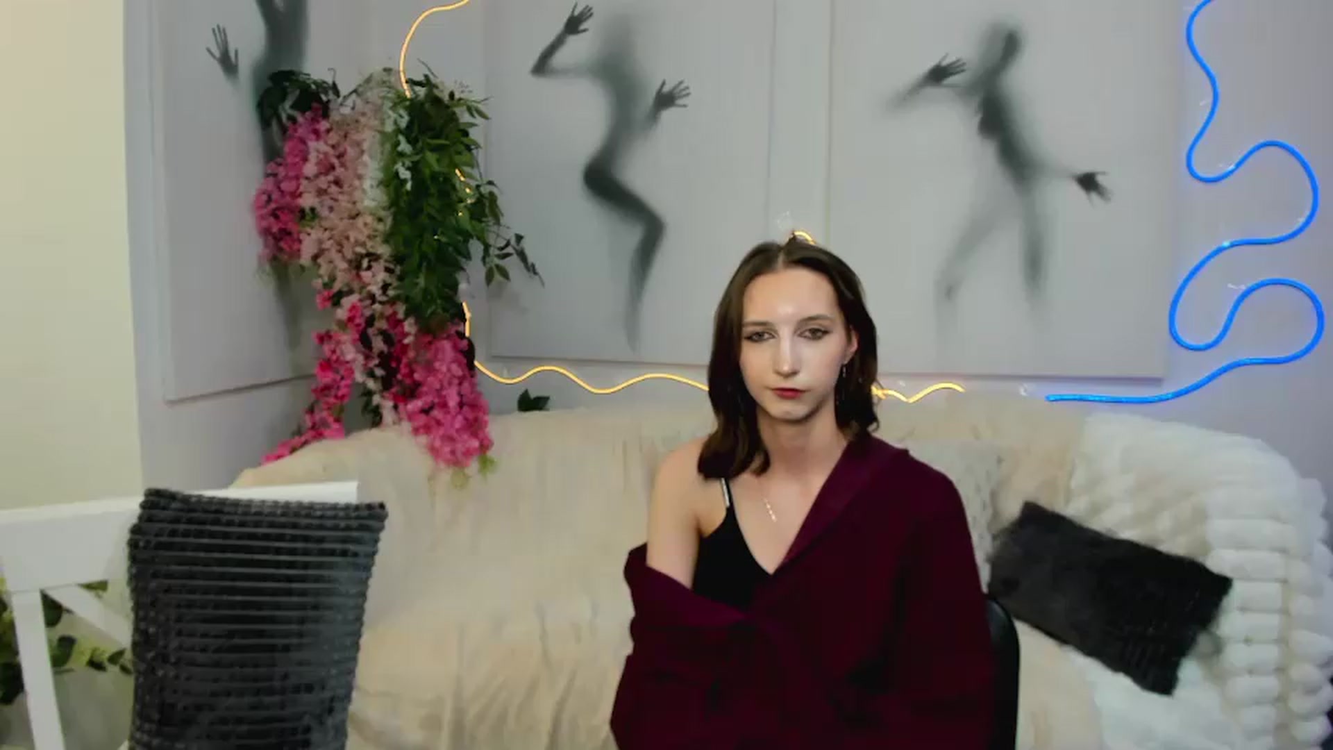 Gallery image thumbnail from Mavienne_Ly's myfreecams stream on, 06/09/2026, 11:00 image 20 of 20