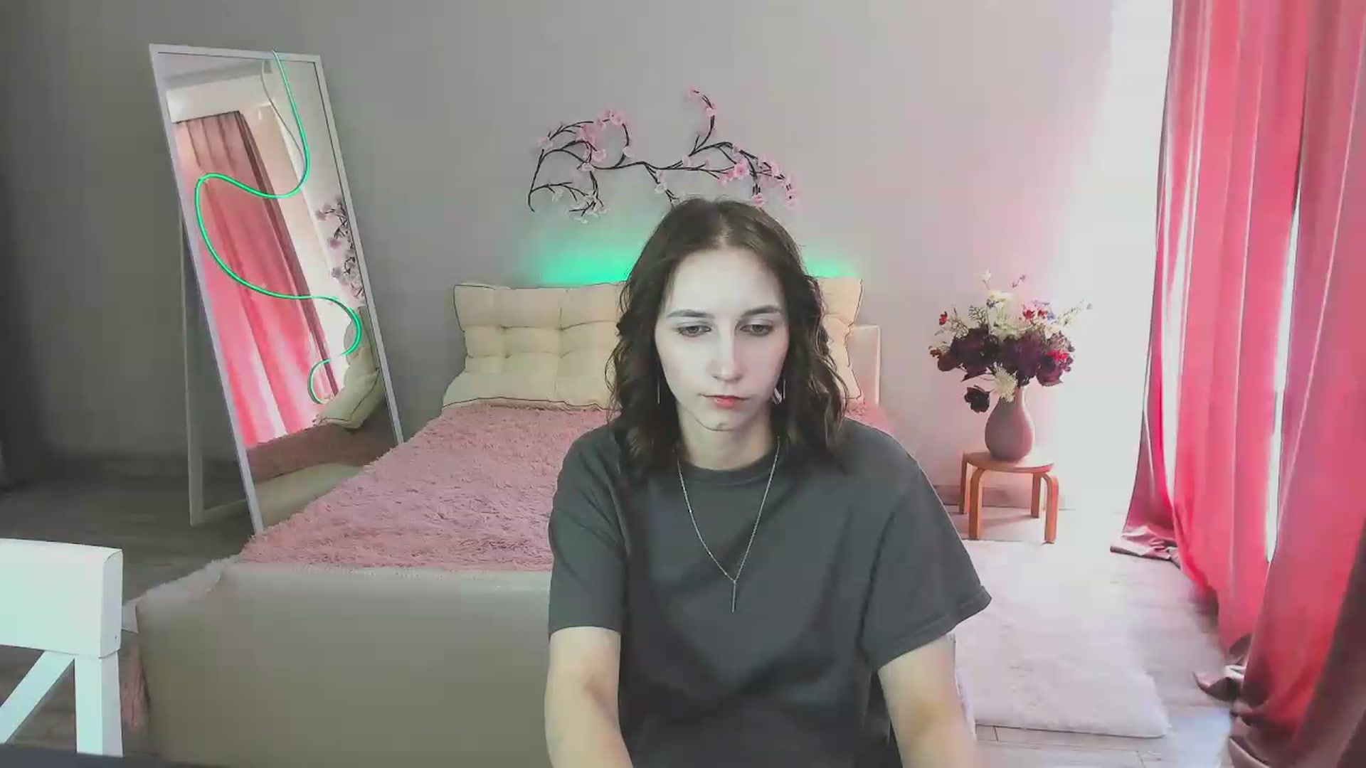 Gallery image thumbnail from Mavienne_Ly's myfreecams stream on, 06/10/2026, 13:01 image 20 of 20