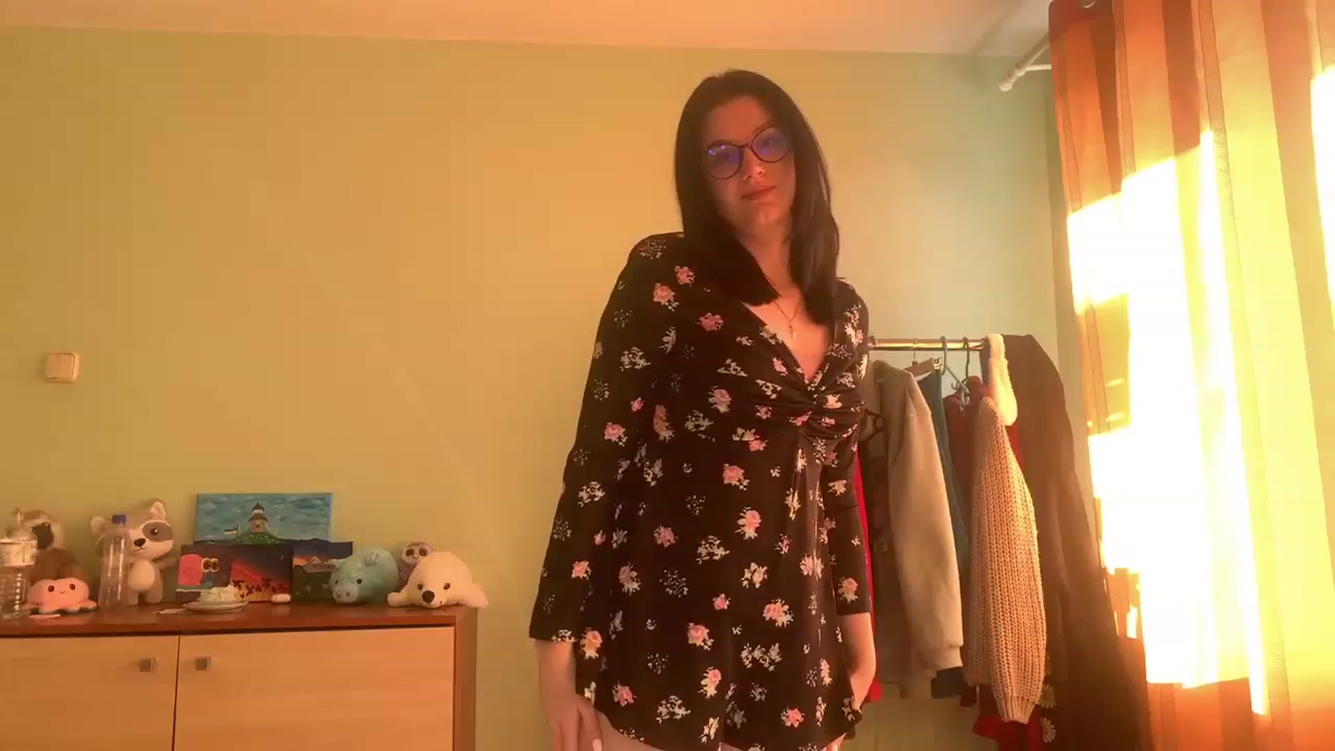 Gallery image thumbnail from Mavvka's myfreecams stream on, 04/03/2023, 14:52 image 1 of 20