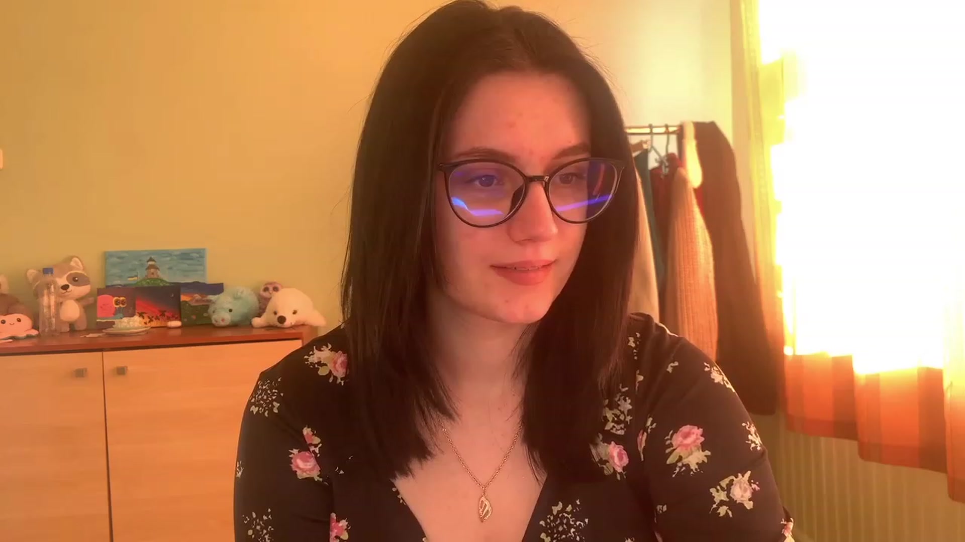 Gallery image thumbnail from Mavvka's myfreecams stream on, 04/03/2023, 15:32 image 11 of 20