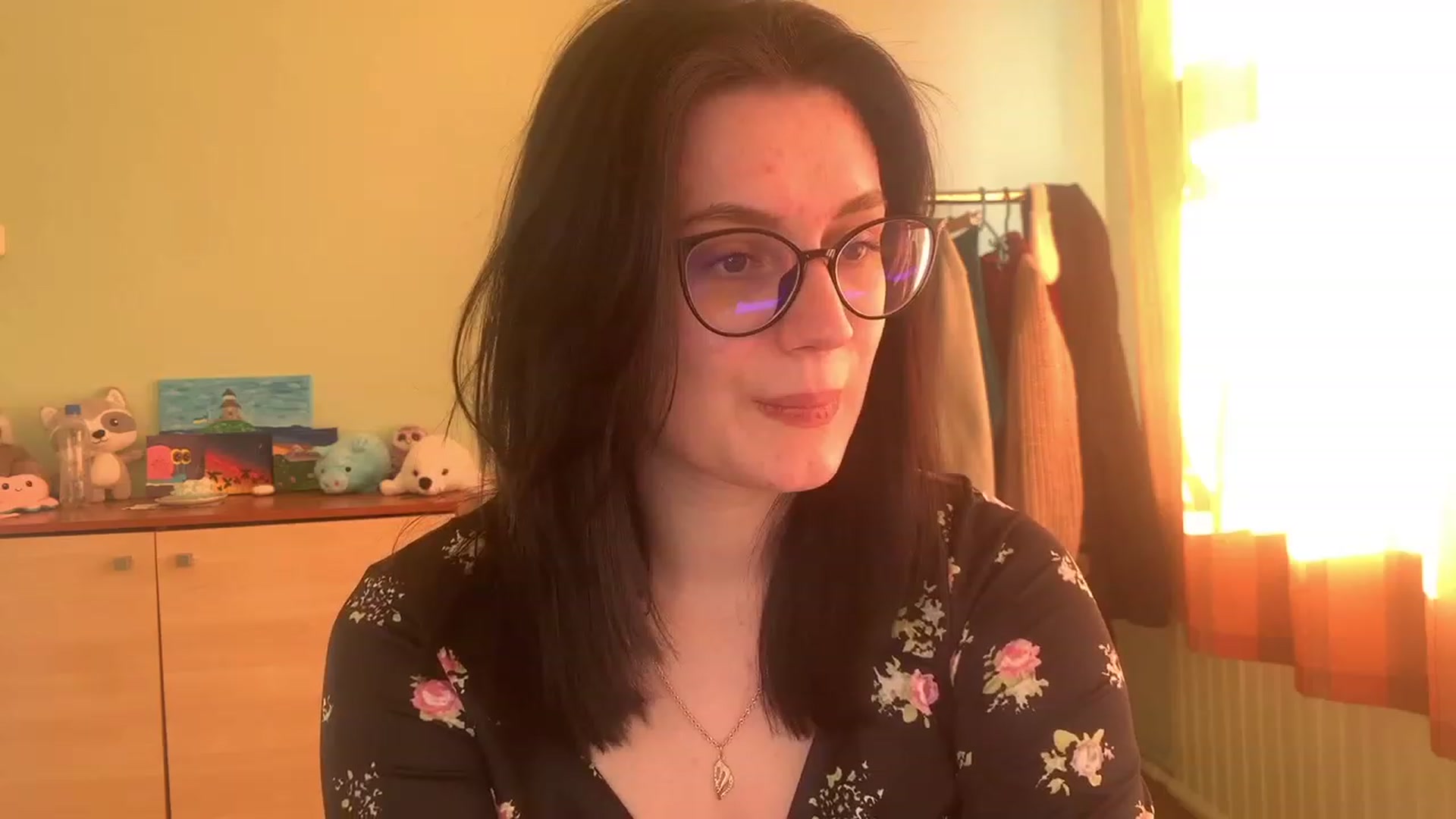 Gallery image thumbnail from Mavvka's myfreecams stream on, 04/03/2023, 15:32 image 18 of 20