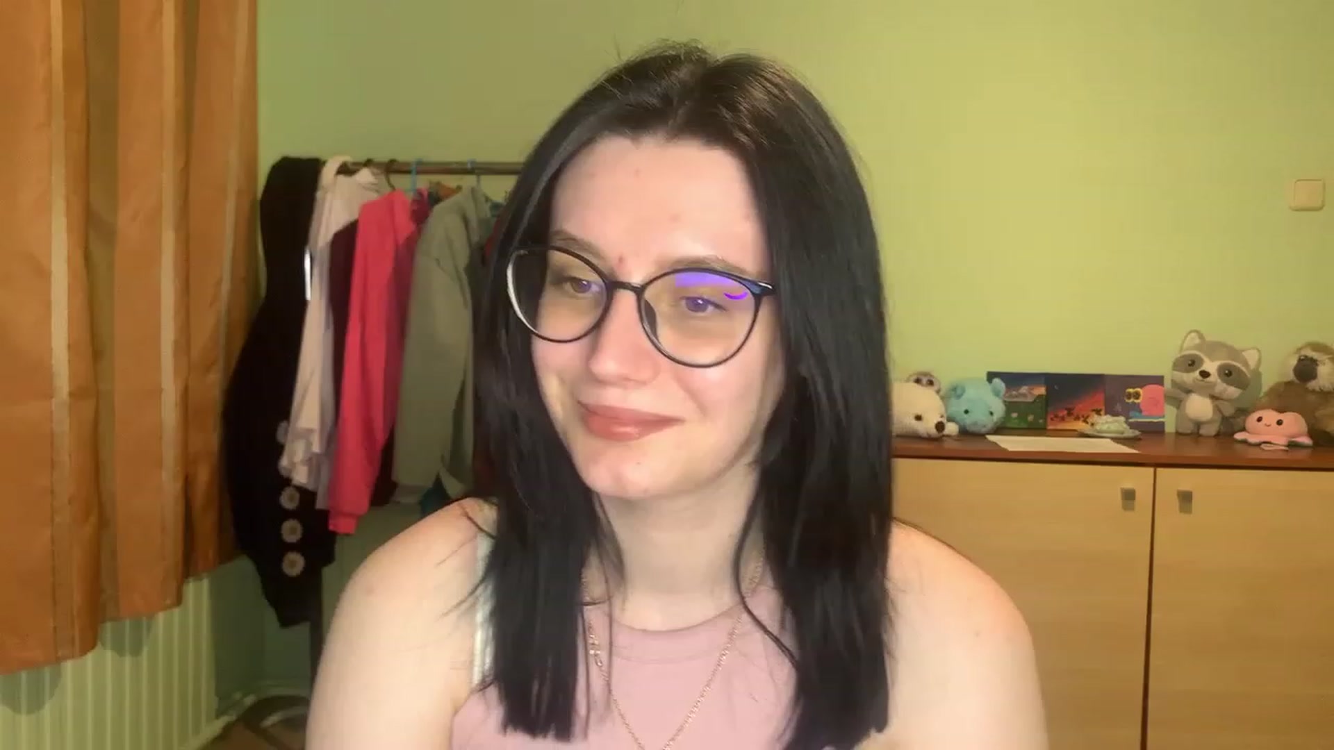 Gallery image thumbnail from Mavvka's myfreecams stream on, 04/06/2023, 19:51 image 7 of 20