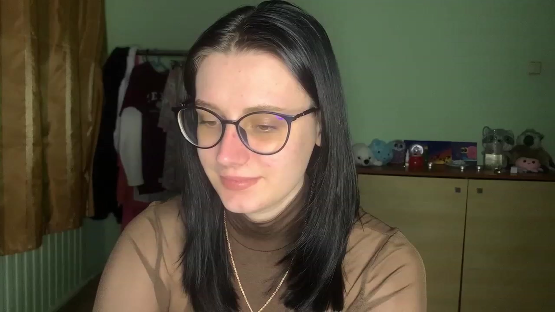 Gallery image thumbnail from Mavvka's myfreecams stream on, 05/02/2023, 21:35 image 8 of 20