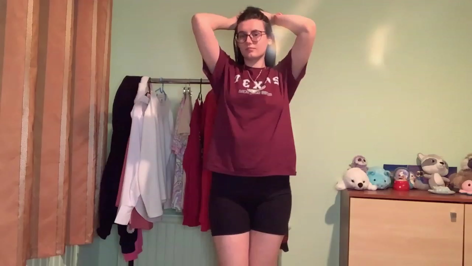 Gallery image thumbnail from Mavvka's myfreecams stream on, 05/14/2023, 19:29 image 17 of 20