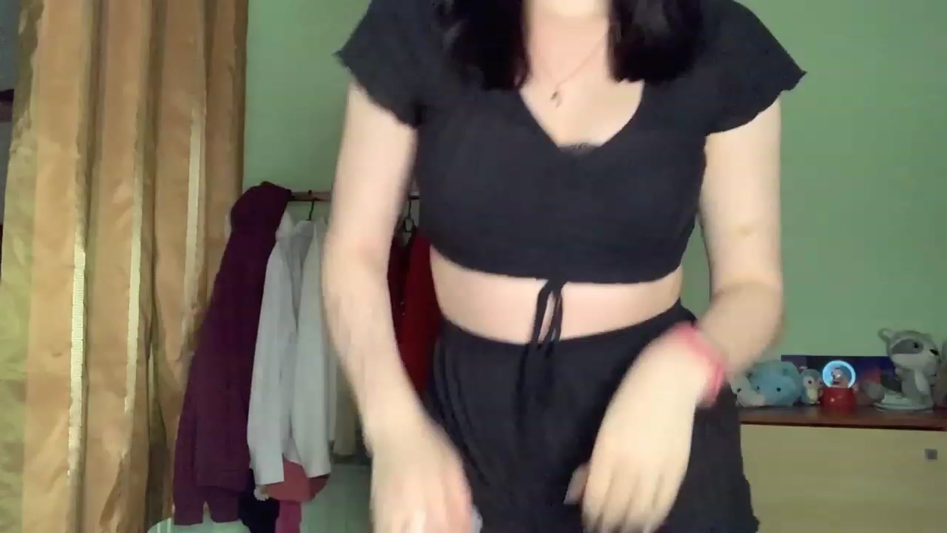 Gallery image thumbnail from Mavvka's myfreecams stream on, 05/27/2023, 21:15 image 3 of 20