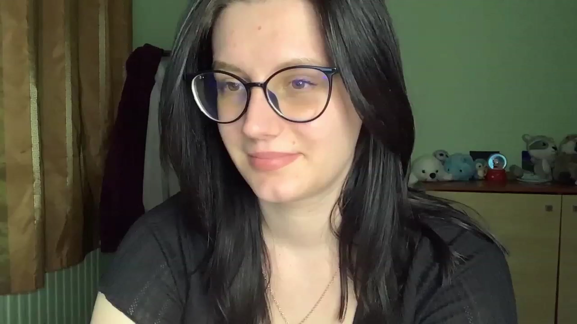 Gallery image thumbnail from Mavvka's myfreecams stream on, 05/27/2023, 21:15 image 11 of 20