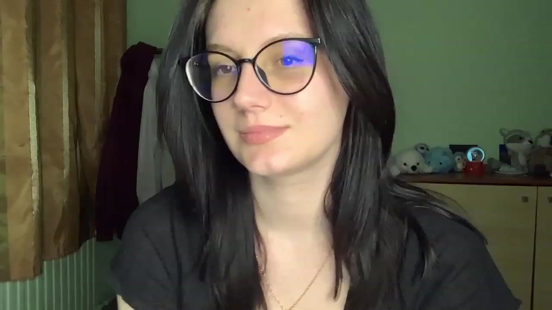Gallery image thumbnail from Mavvka's myfreecams stream on, 05/27/2023, 21:15 image 12 of 20