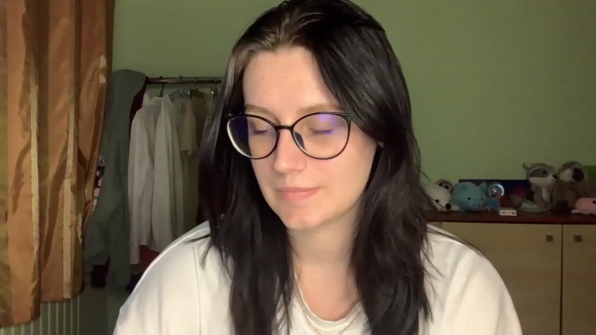 Gallery image thumbnail from Mavvka's myfreecams stream on, 05/31/2023, 21:00 image 4 of 20