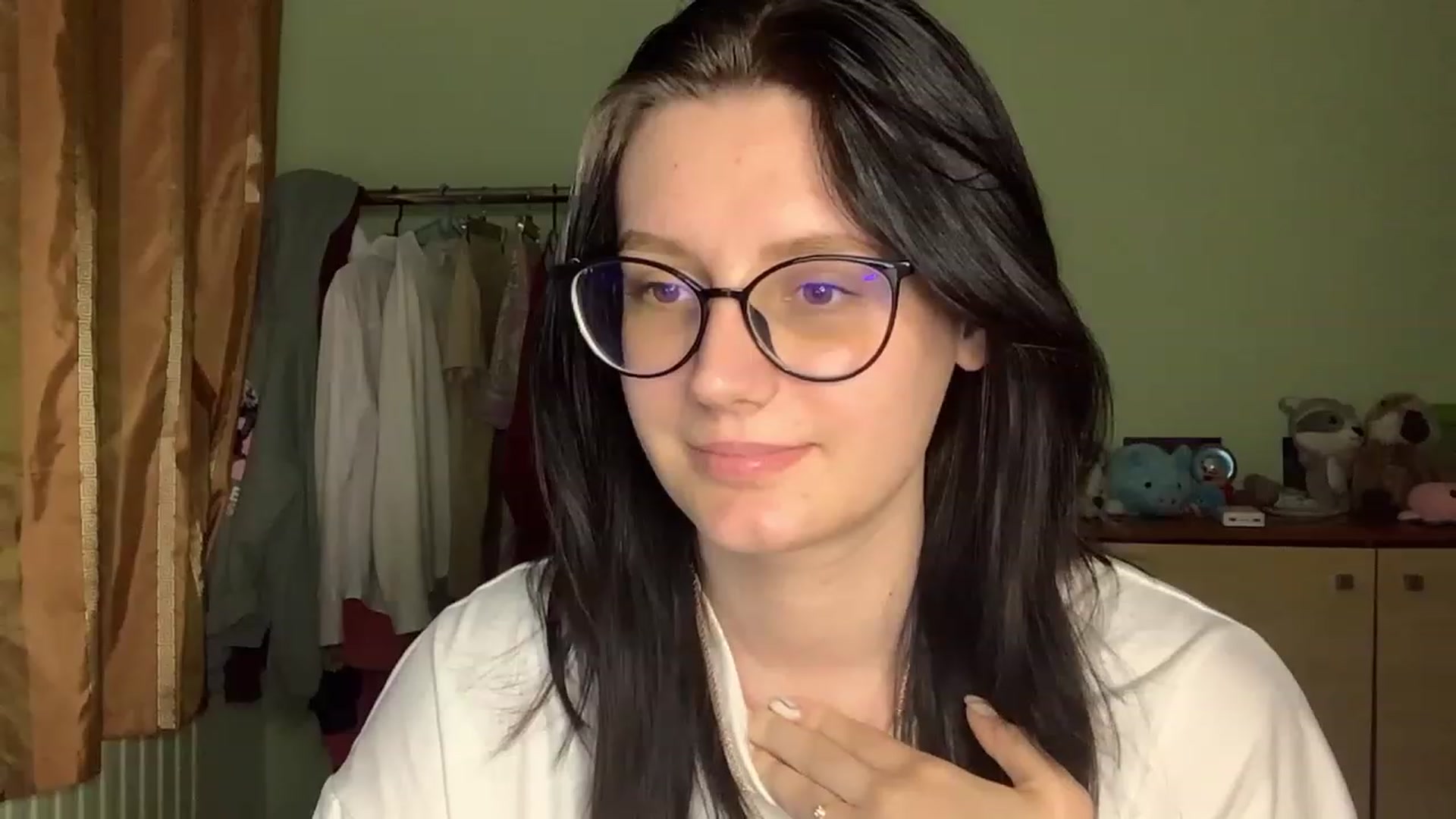 Gallery image thumbnail from Mavvka's myfreecams stream on, 05/31/2023, 21:00 image 19 of 20