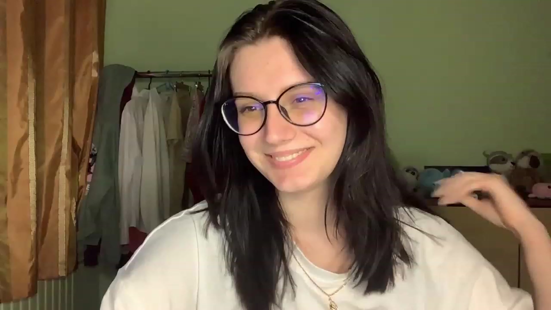 Gallery image thumbnail from Mavvka's myfreecams stream on, 05/31/2023, 21:00 image 5 of 20