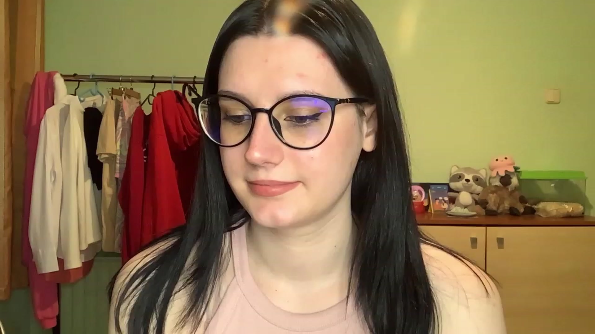 Gallery image thumbnail from Mavvka's myfreecams stream on, 06/05/2023, 21:05 image 17 of 20