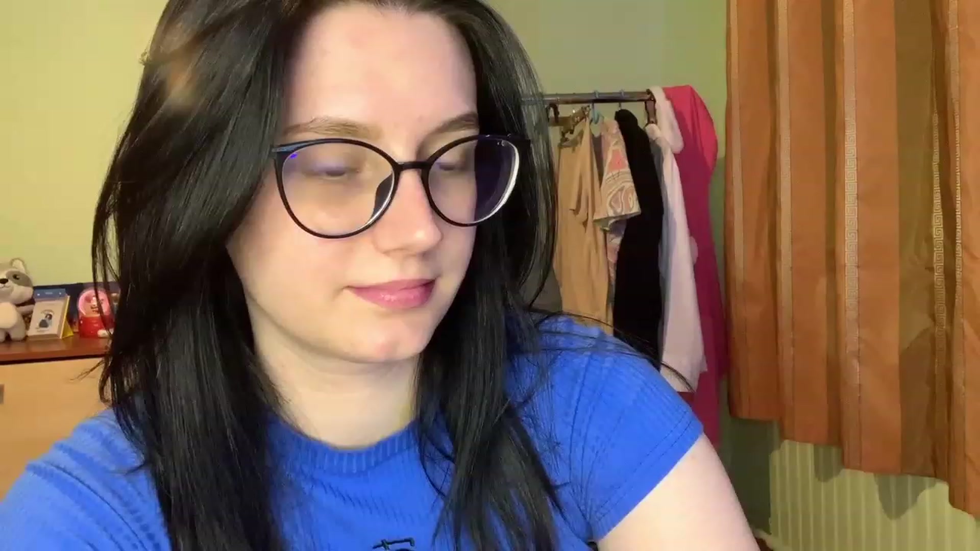 Gallery image thumbnail from Mavvka's myfreecams stream on, 06/13/2023, 21:31 image 6 of 20