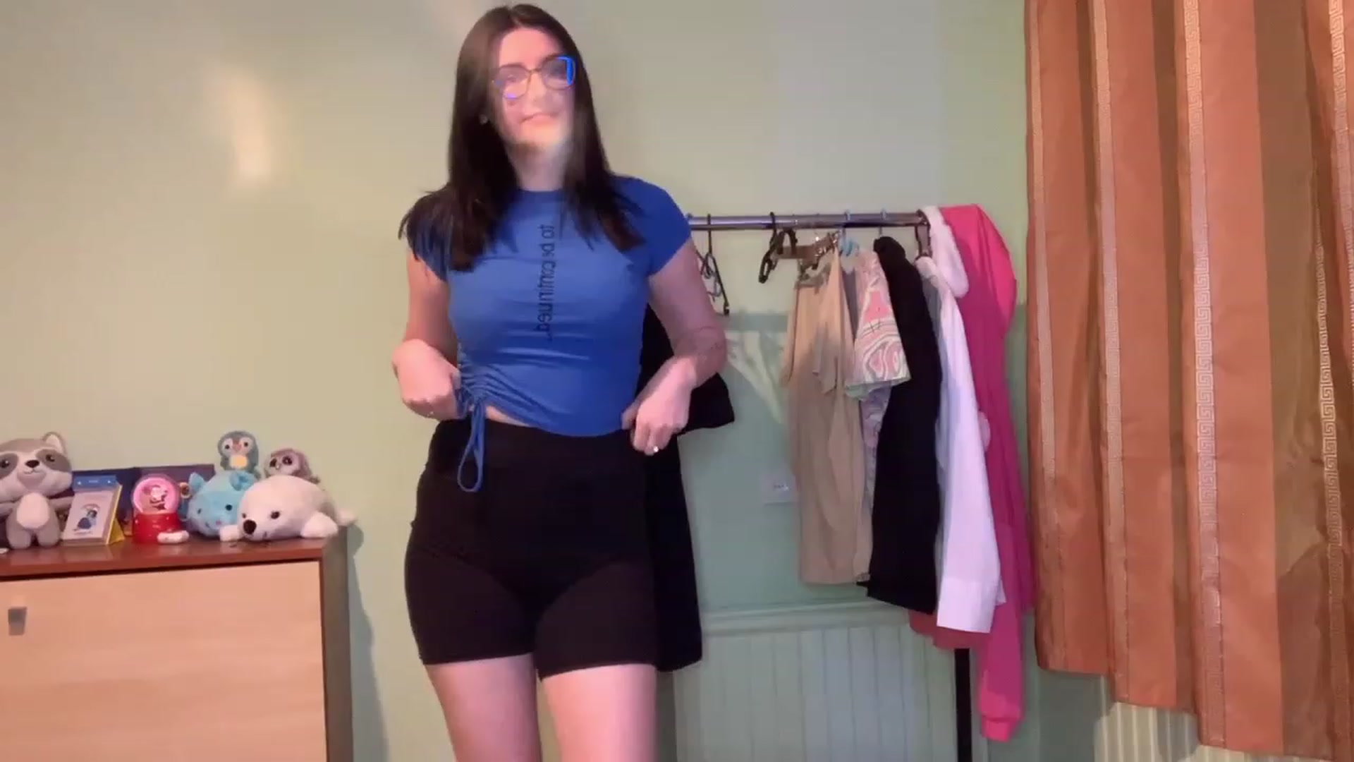 Gallery image thumbnail from Mavvka's myfreecams stream on, 06/13/2023, 21:31 image 1 of 20