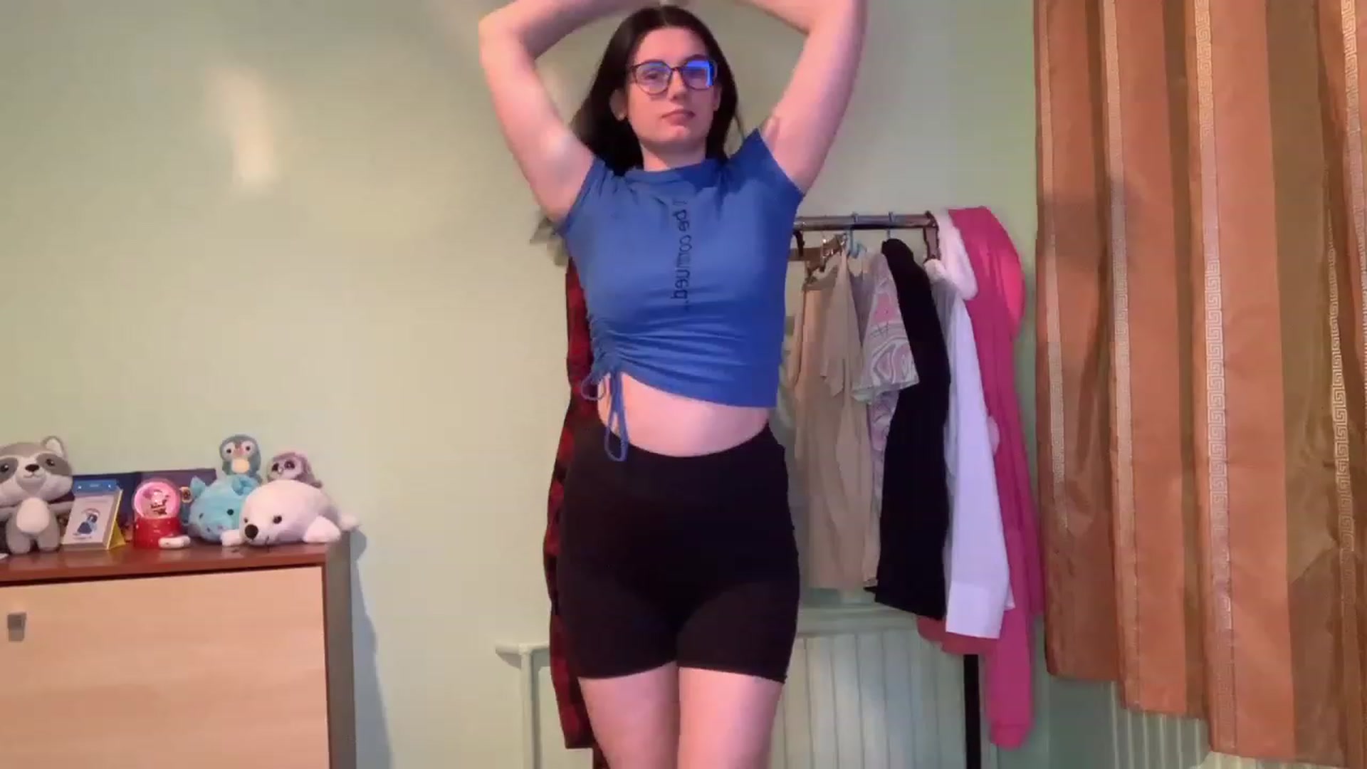 Gallery image thumbnail from Mavvka's myfreecams stream on, 06/13/2023, 21:31 image 2 of 20