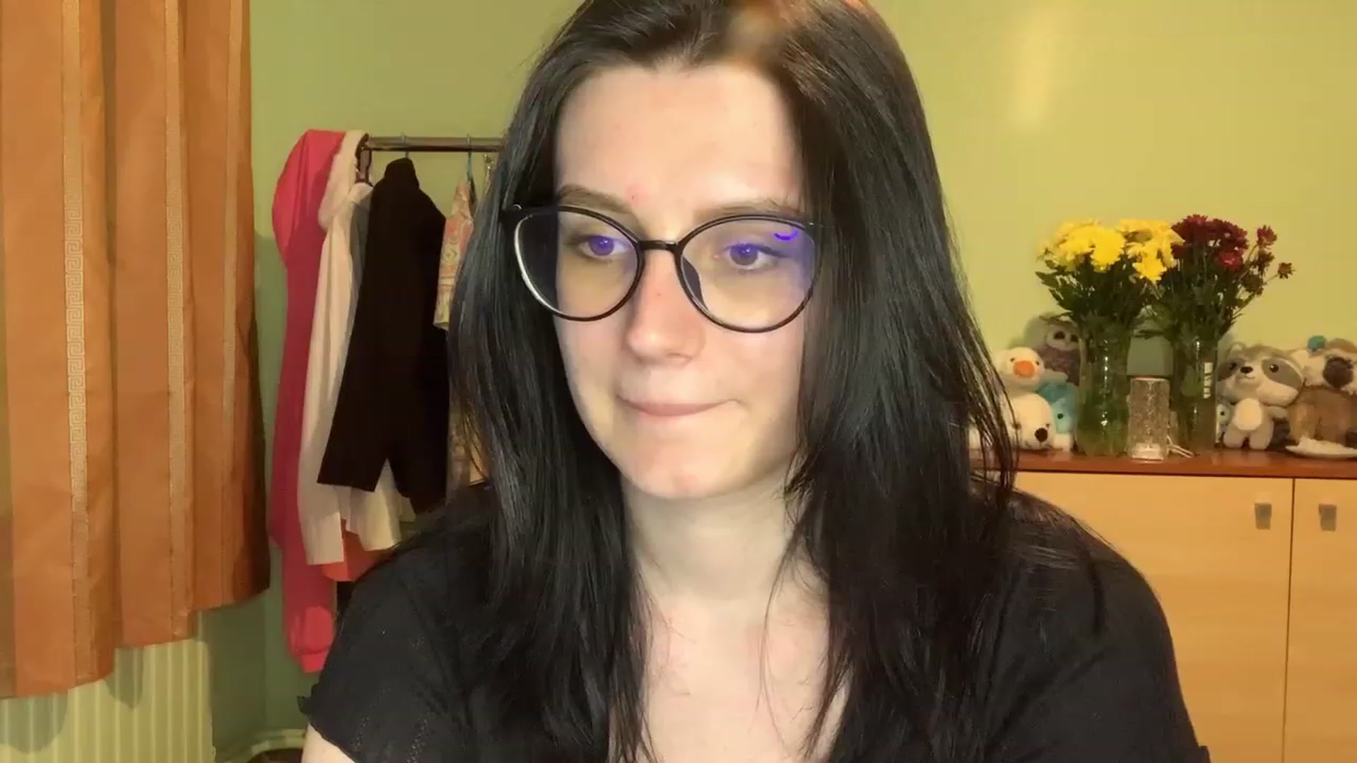 Gallery image thumbnail from Mavvka's myfreecams stream on, 06/17/2023, 21:58 image 18 of 20