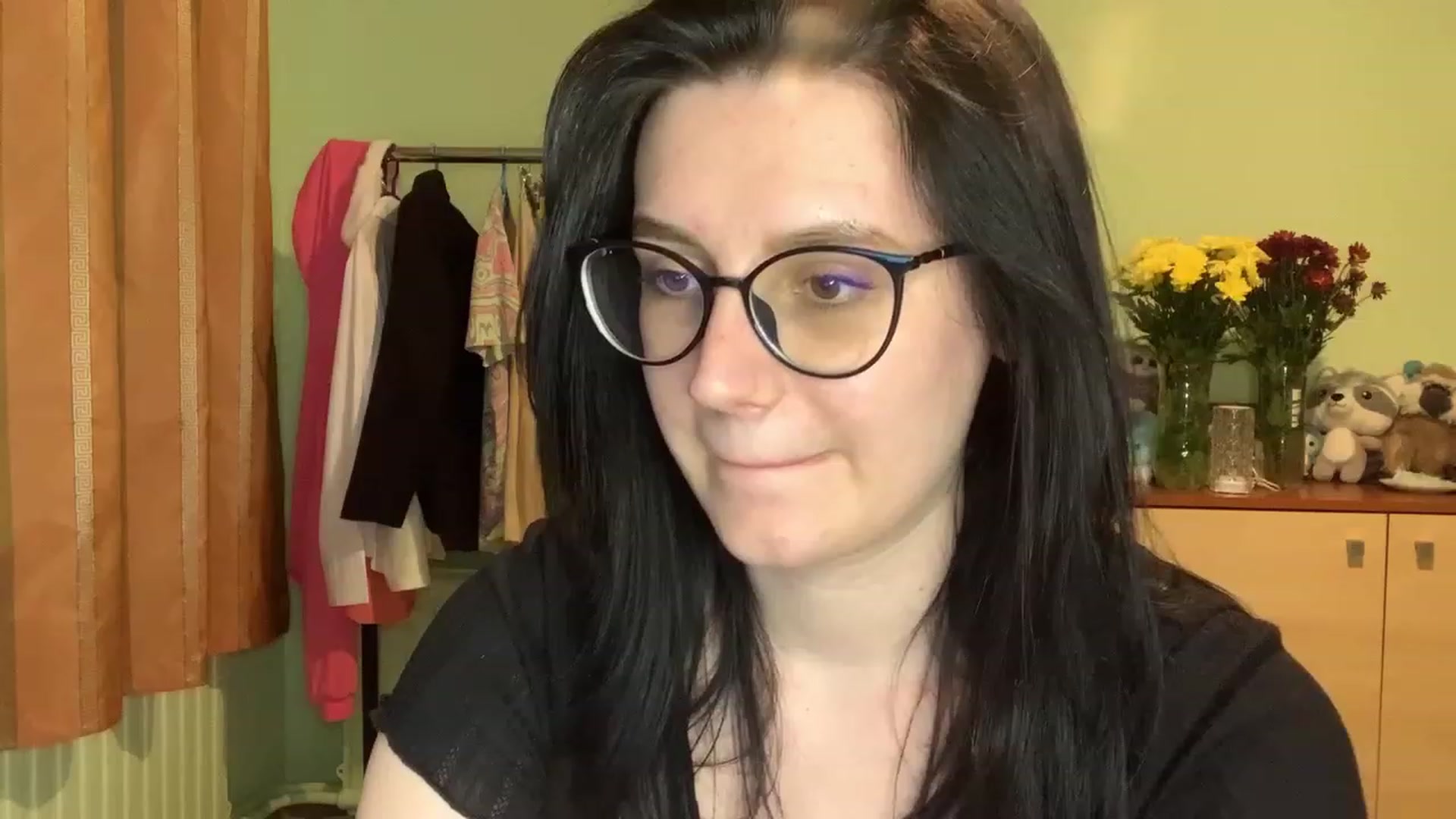Gallery image thumbnail from Mavvka's myfreecams stream on, 06/17/2023, 21:58 image 13 of 20