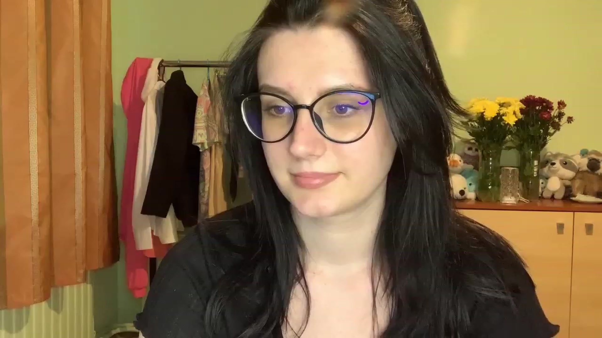 Gallery image thumbnail from Mavvka's myfreecams stream on, 06/17/2023, 21:58 image 9 of 20