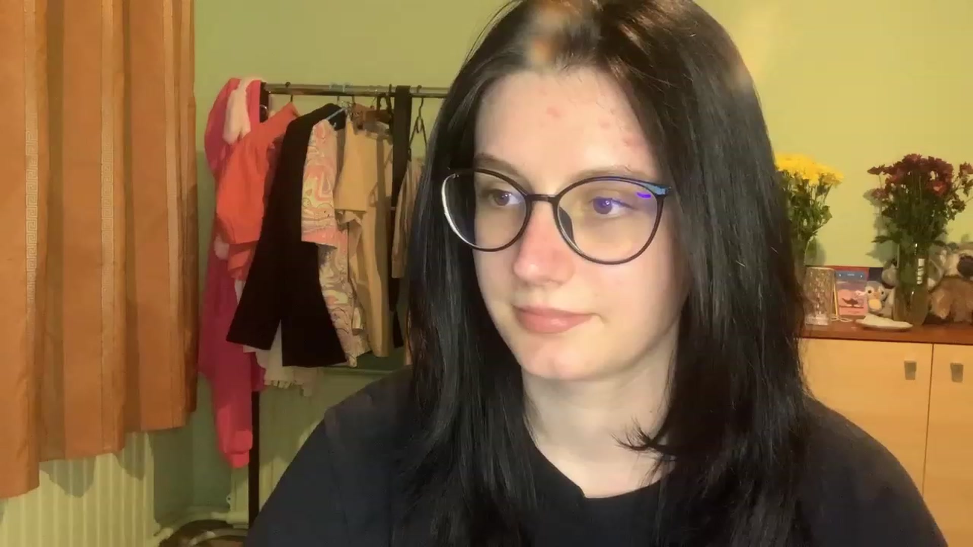 Gallery image thumbnail from Mavvka's myfreecams stream on, 06/21/2023, 20:43 image 10 of 20