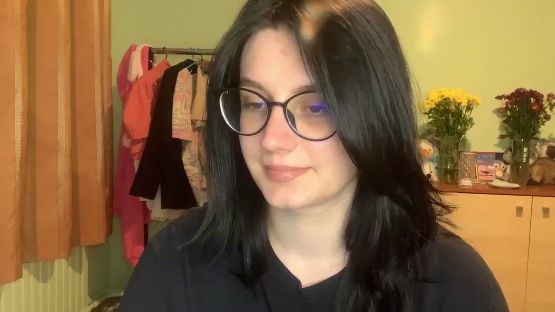 Gallery image thumbnail from Mavvka's myfreecams stream on, 06/21/2023, 20:43 image 3 of 20