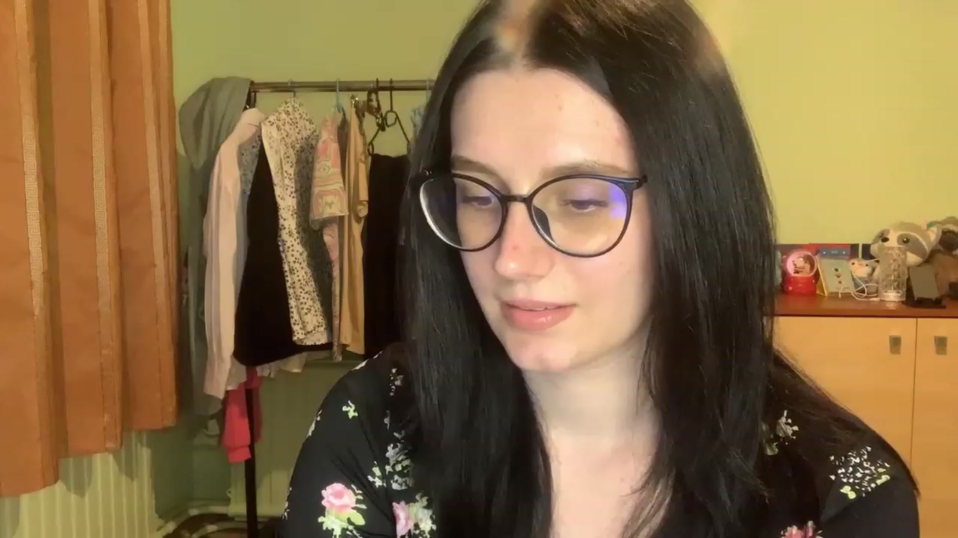 Gallery image thumbnail from Mavvka's myfreecams stream on, 06/30/2023, 21:18 image 11 of 20