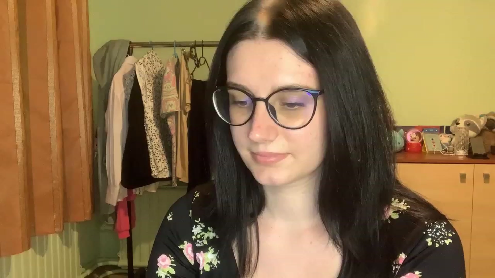 Gallery image thumbnail from Mavvka's myfreecams stream on, 06/30/2023, 21:18 image 19 of 20