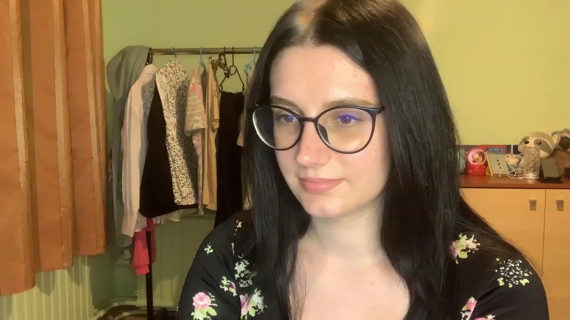Gallery image thumbnail from Mavvka's myfreecams stream on, 06/30/2023, 21:18 image 18 of 20