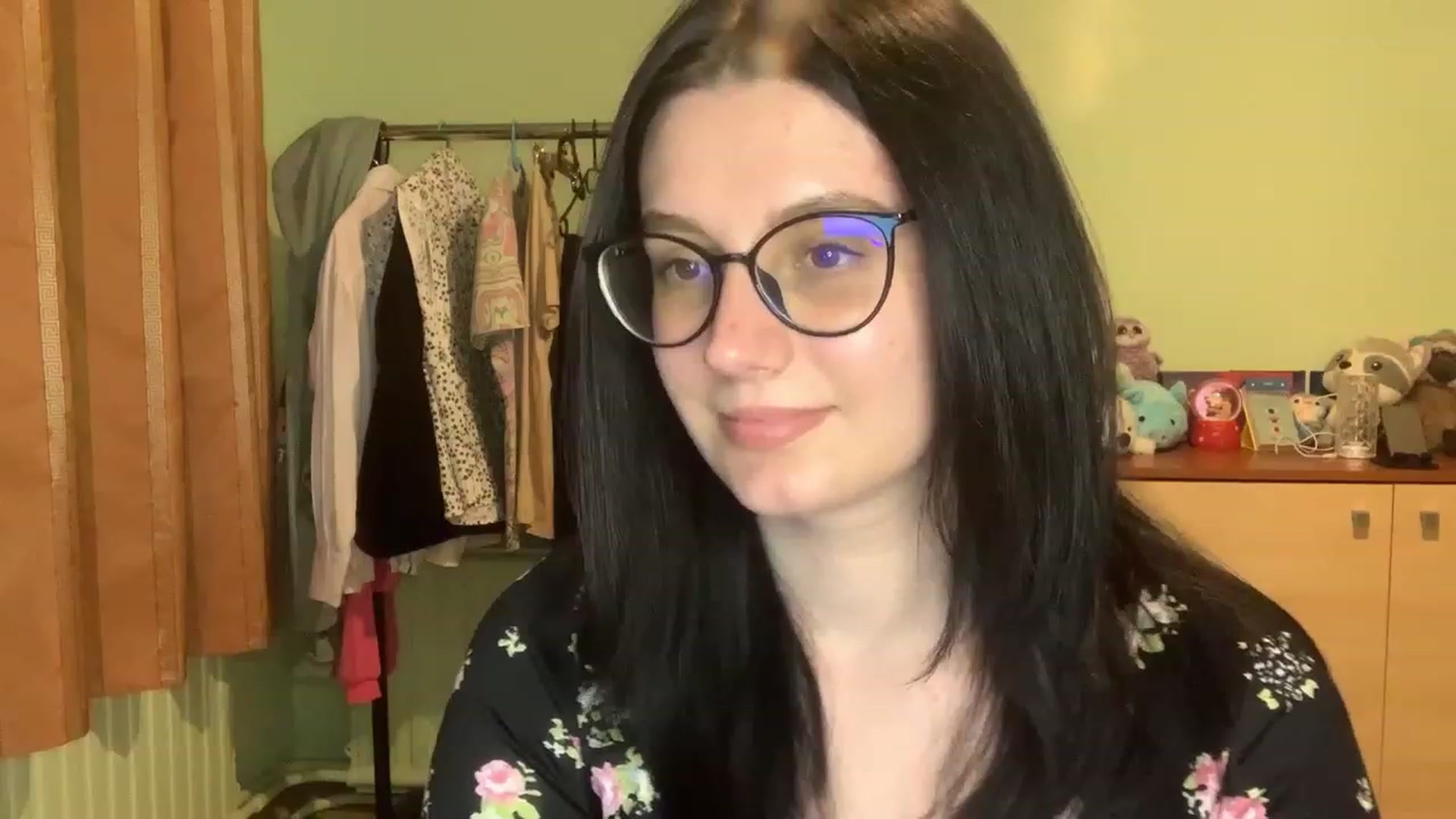 Gallery image thumbnail from Mavvka's myfreecams stream on, 06/30/2023, 21:18 image 10 of 20