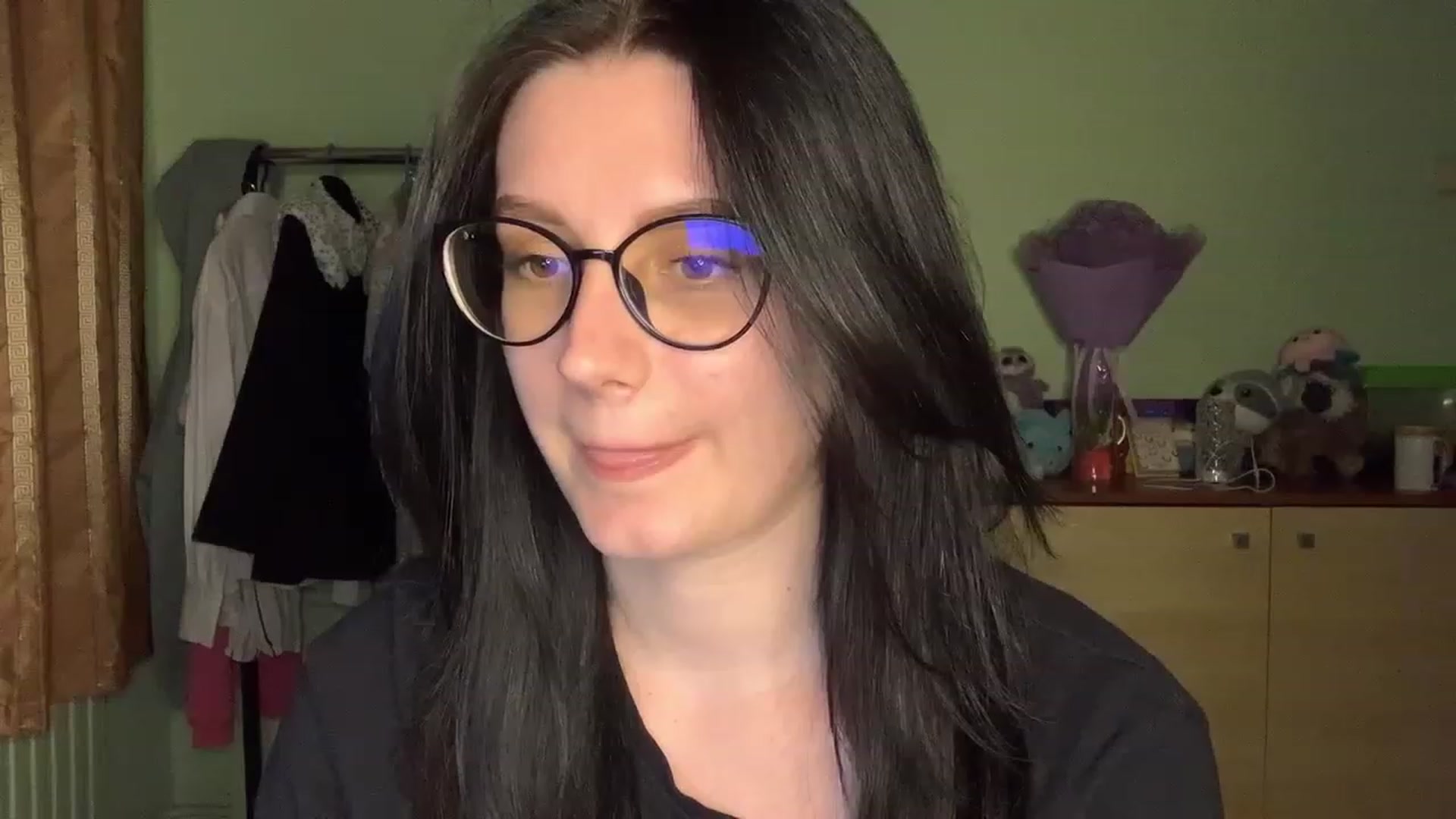 Gallery image thumbnail from Mavvka's myfreecams stream on, 07/06/2023, 22:16 image 17 of 20