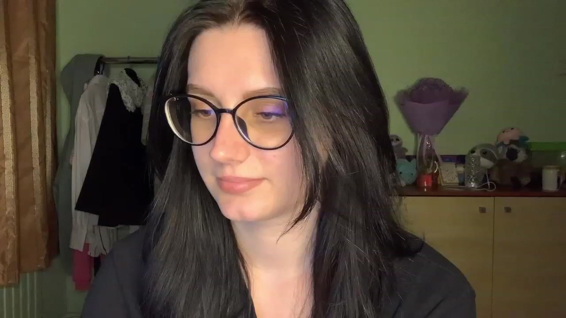Gallery image thumbnail from Mavvka's myfreecams stream on, 07/06/2023, 22:16 image 8 of 20