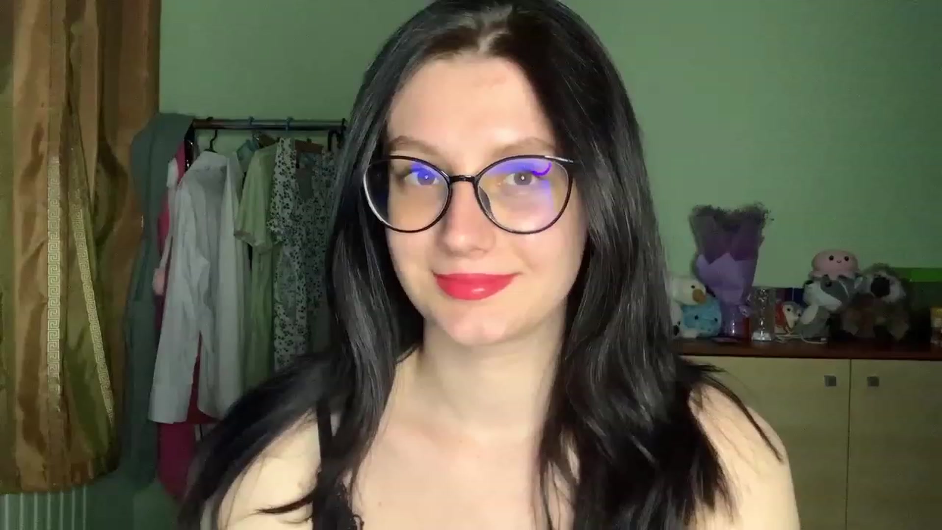 Gallery image thumbnail from Mavvka's myfreecams stream on, 07/27/2023, 19:45 image 6 of 20