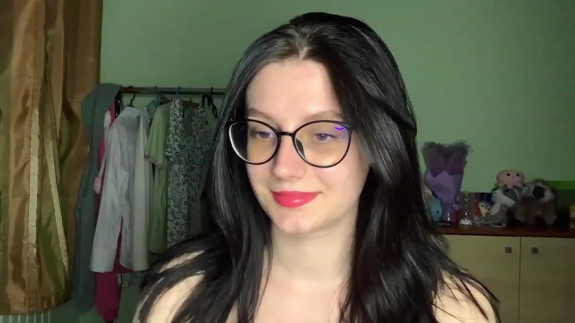 Gallery image thumbnail from Mavvka's myfreecams stream on, 07/27/2023, 19:45 image 14 of 20