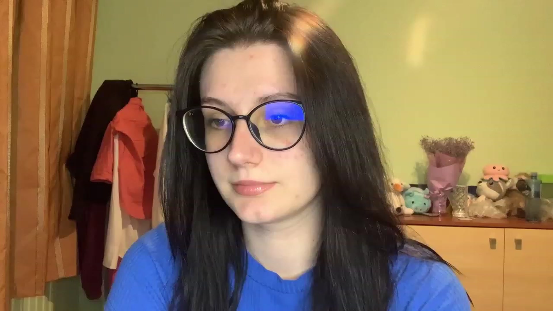 Gallery image thumbnail from Mavvka's myfreecams stream on, 08/04/2023, 20:19 image 1 of 20