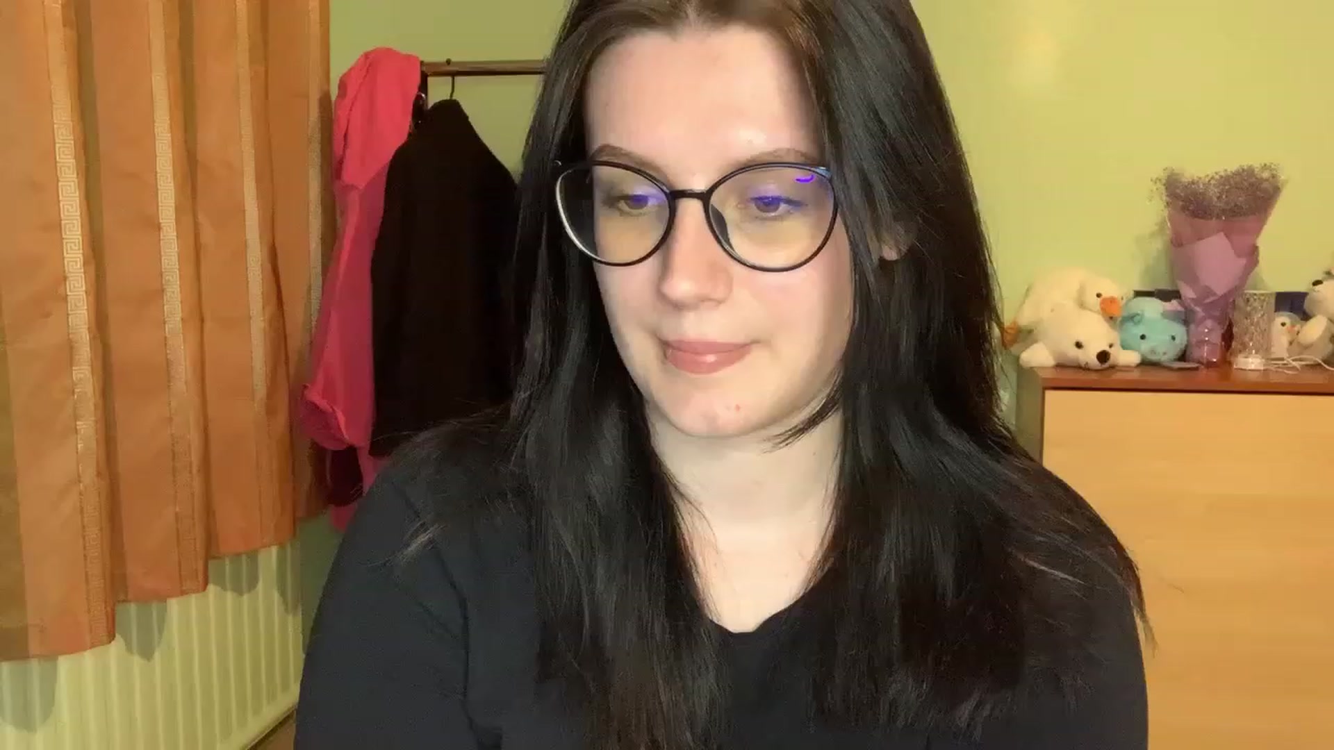 Gallery image thumbnail from Mavvka's myfreecams stream on, 08/11/2023, 21:36 image 20 of 20