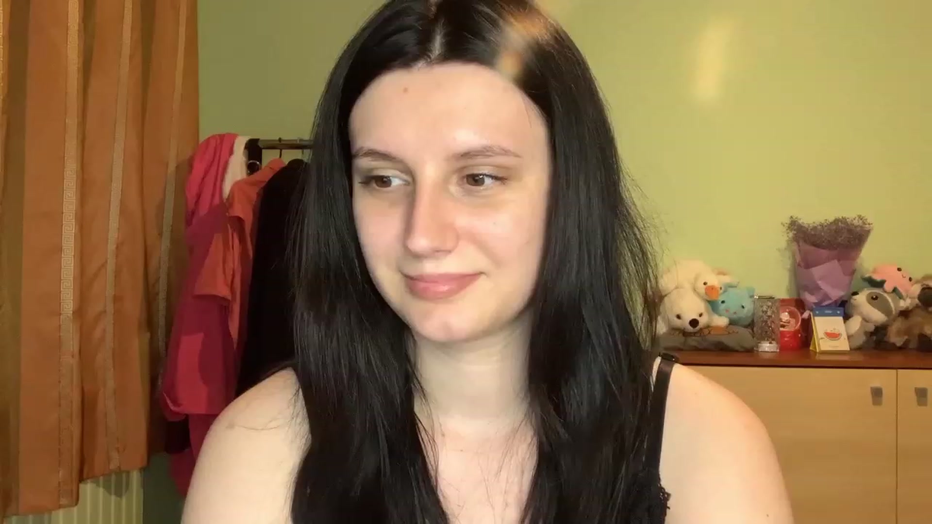 Gallery image thumbnail from Mavvka's myfreecams stream on, 08/19/2023, 22:33 image 2 of 20