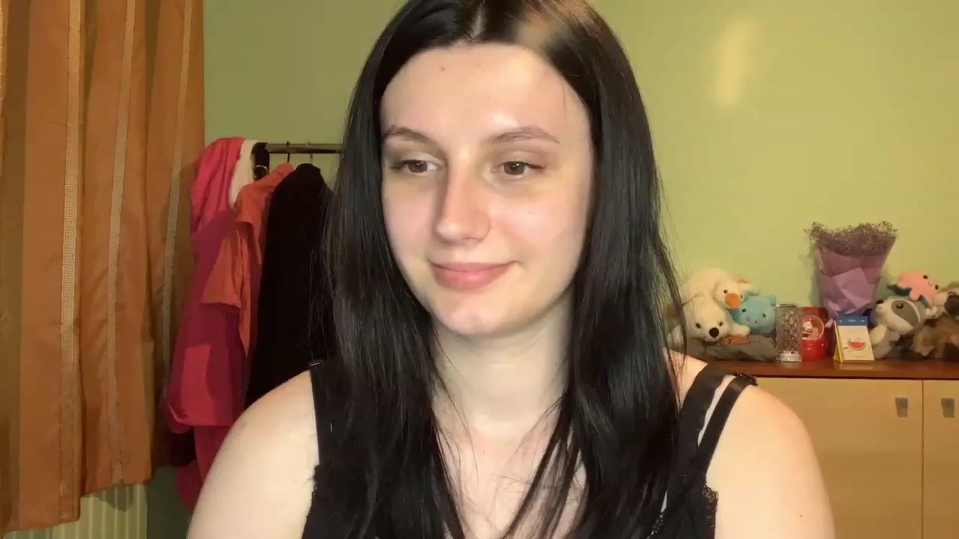 Gallery image thumbnail from Mavvka's myfreecams stream on, 08/19/2023, 22:33 image 6 of 20