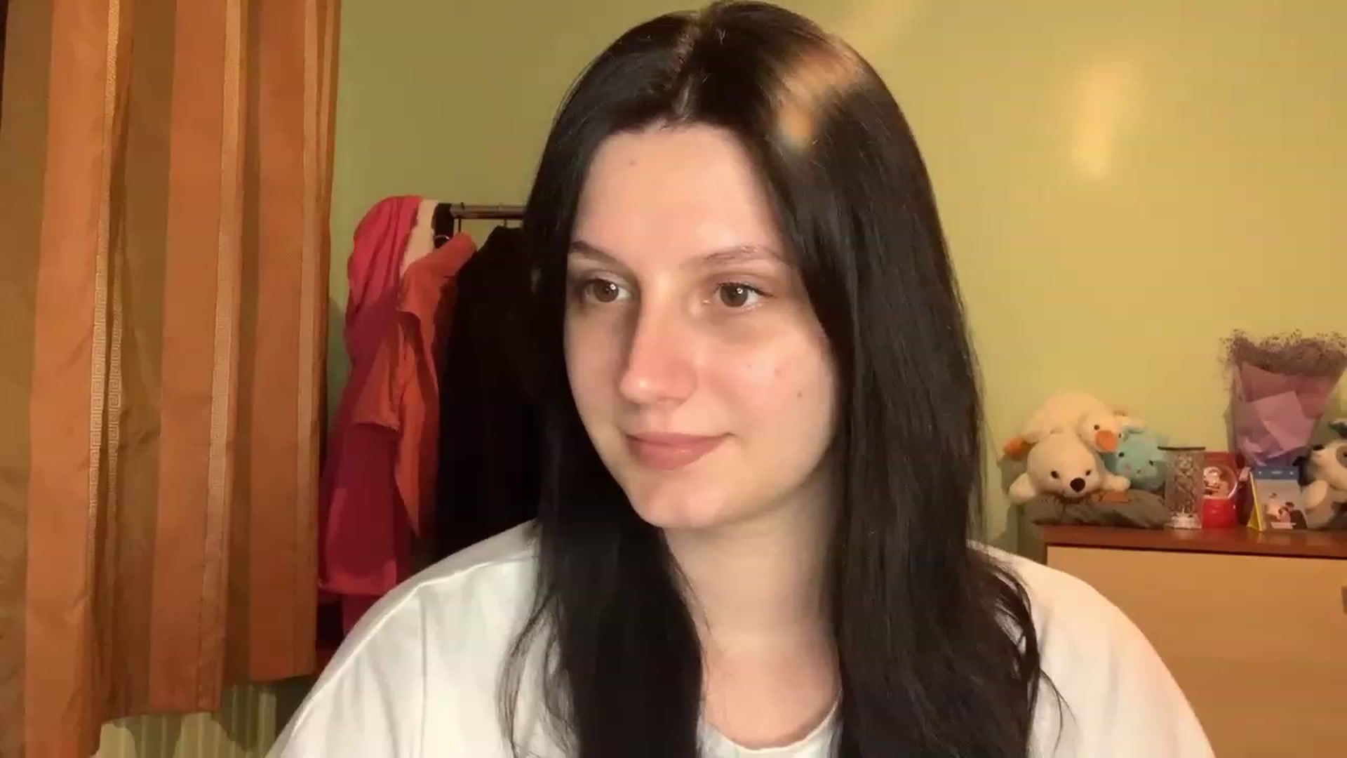 Gallery image thumbnail from Mavvka's myfreecams stream on, 08/21/2023, 21:04 image 19 of 20