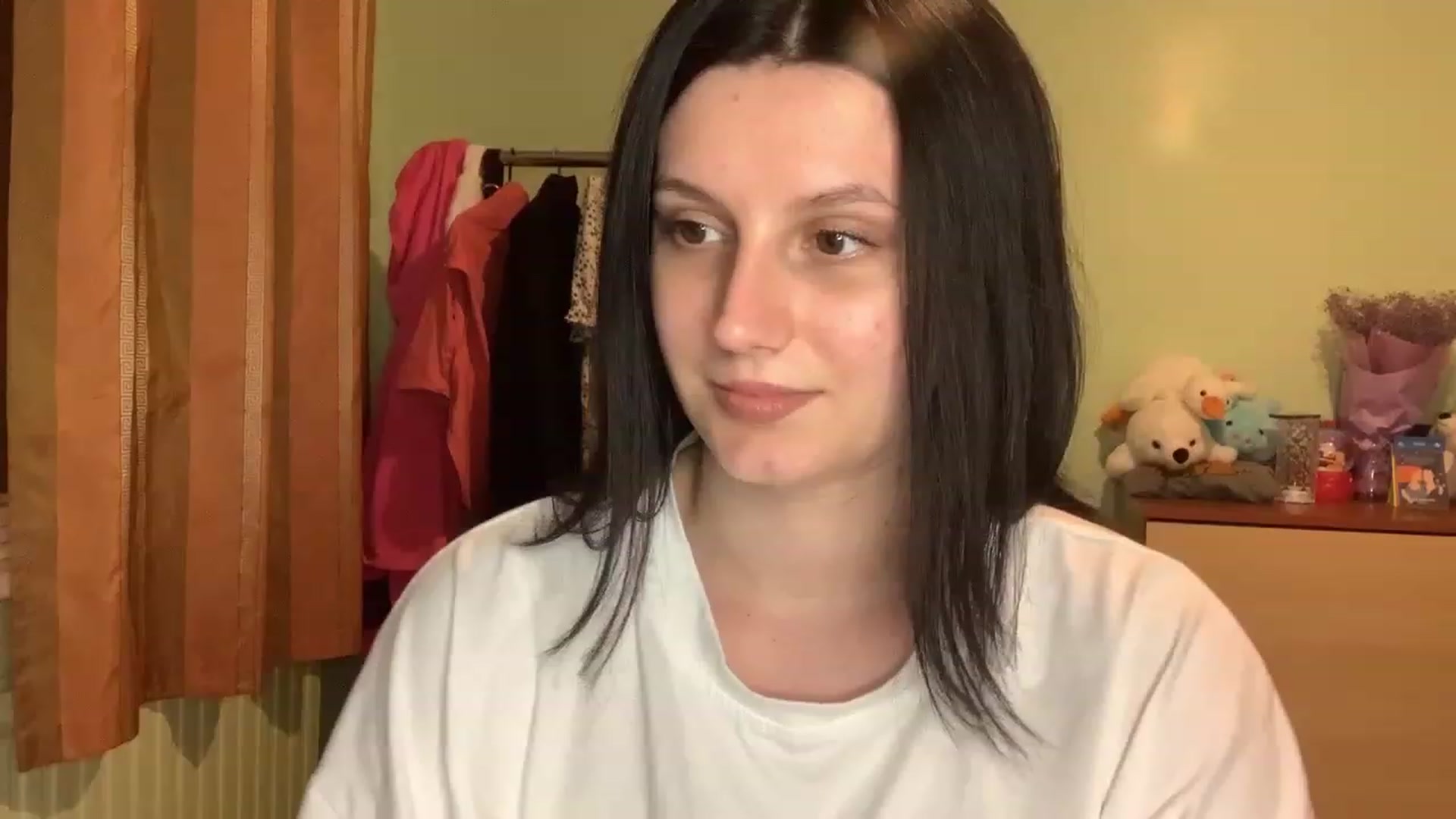 Gallery image thumbnail from Mavvka's myfreecams stream on, 08/21/2023, 21:55 image 20 of 20