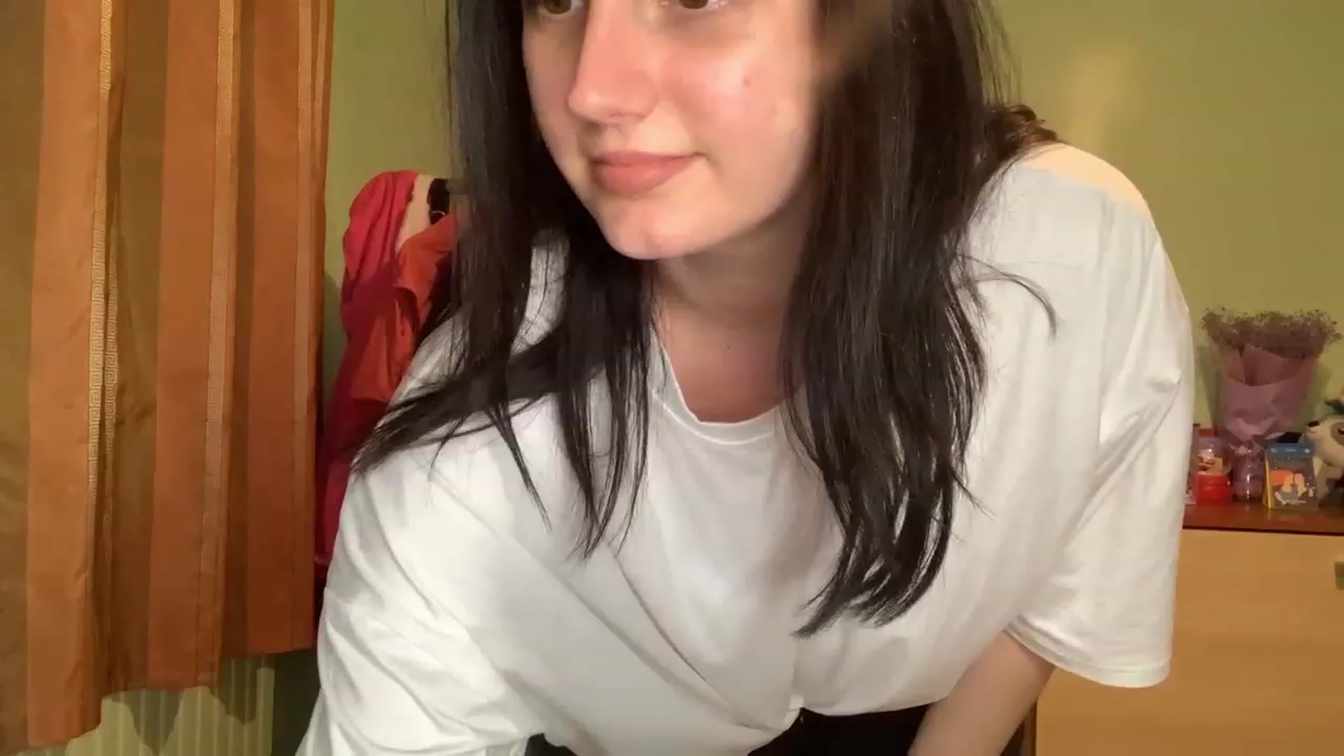 Gallery image thumbnail from Mavvka's myfreecams stream on, 08/21/2023, 21:55 image 17 of 20