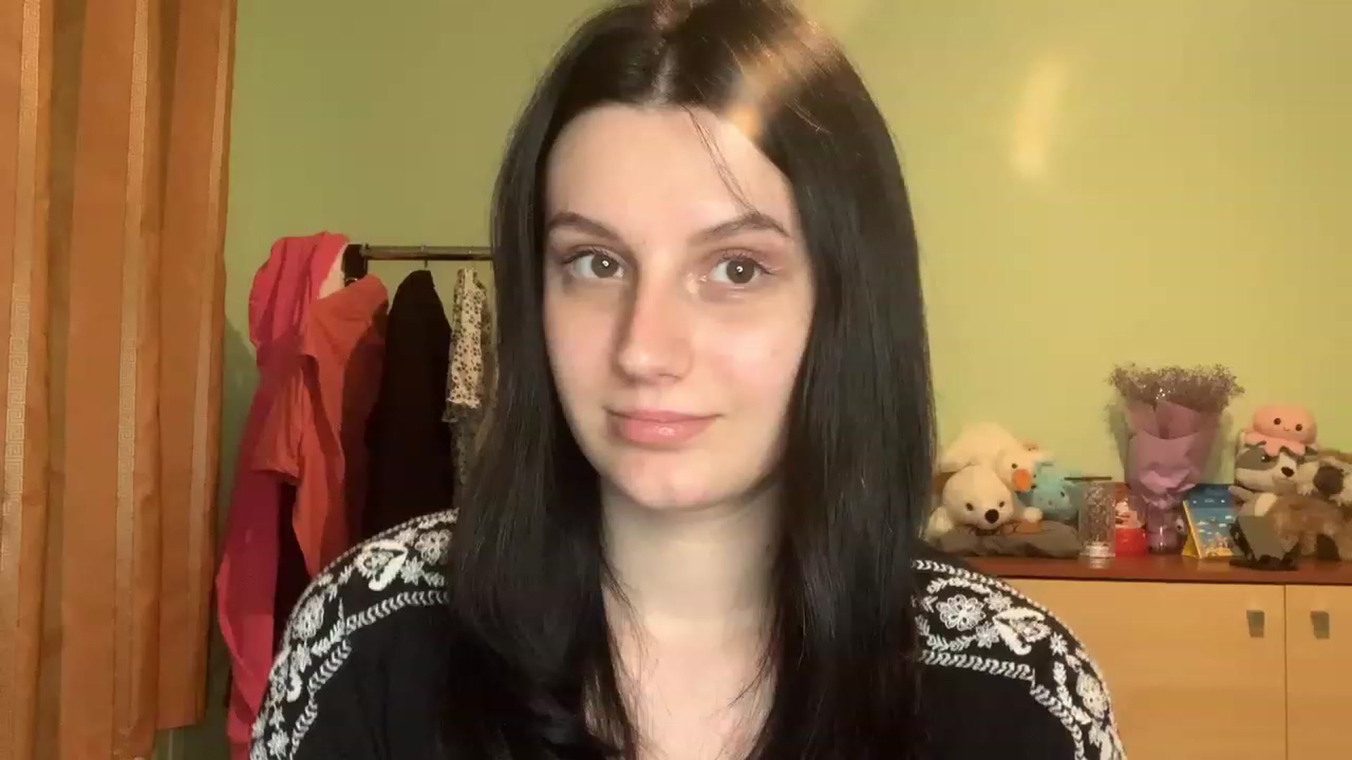 Gallery image thumbnail from Mavvka's myfreecams stream on, 08/24/2023, 21:02 image 9 of 20