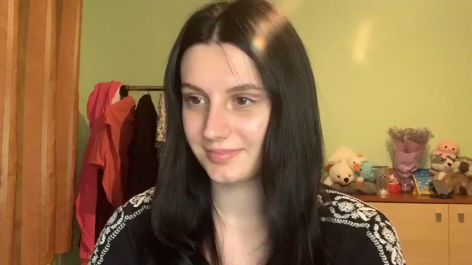 Gallery image thumbnail from Mavvka's myfreecams stream on, 08/24/2023, 21:02 image 11 of 20