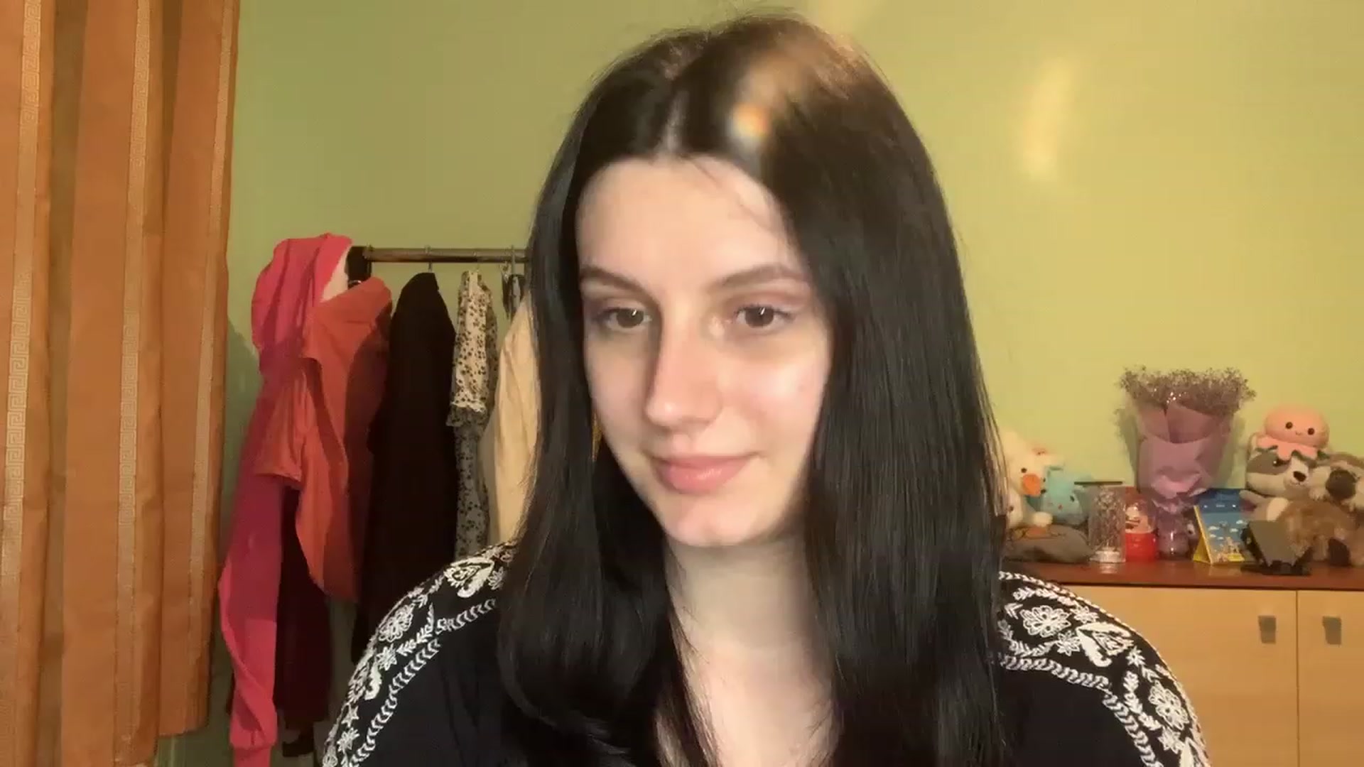 Gallery image thumbnail from Mavvka's myfreecams stream on, 08/24/2023, 21:02 image 18 of 20