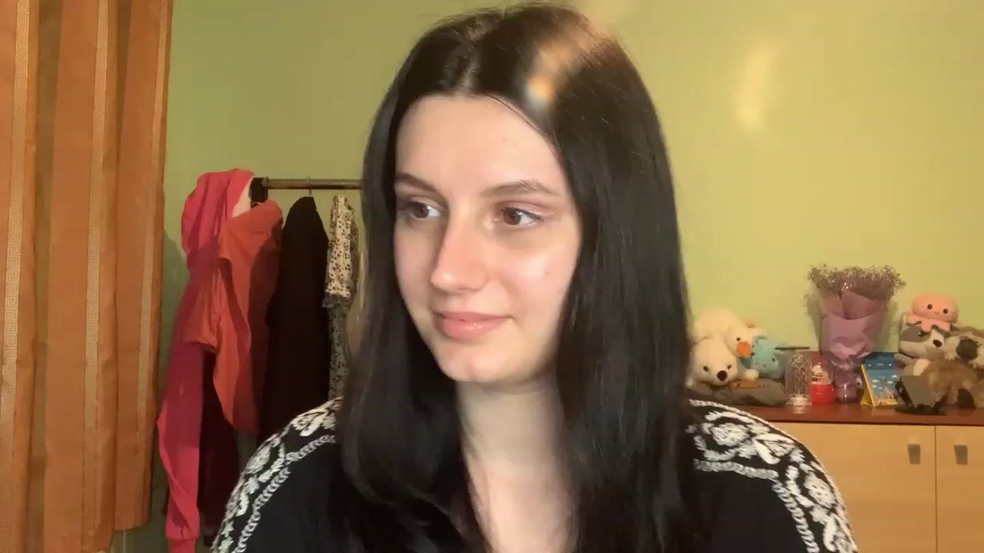Gallery image thumbnail from Mavvka's myfreecams stream on, 08/24/2023, 21:02 image 14 of 20